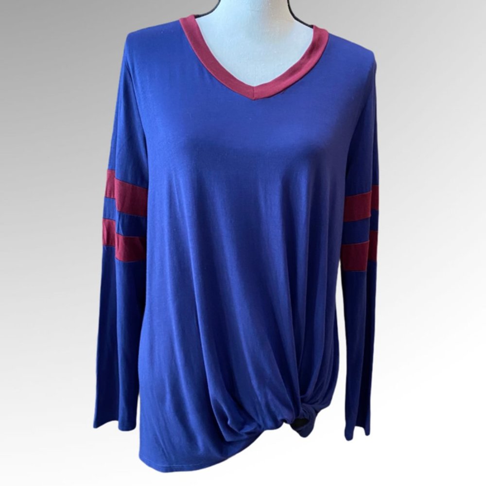 Varsity front twist top